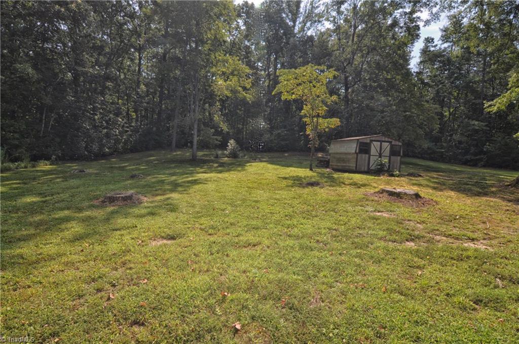 8900 Gus Hill Road Clemmons, NC 27012 - Photo 7 of 22 Gallery Image 7