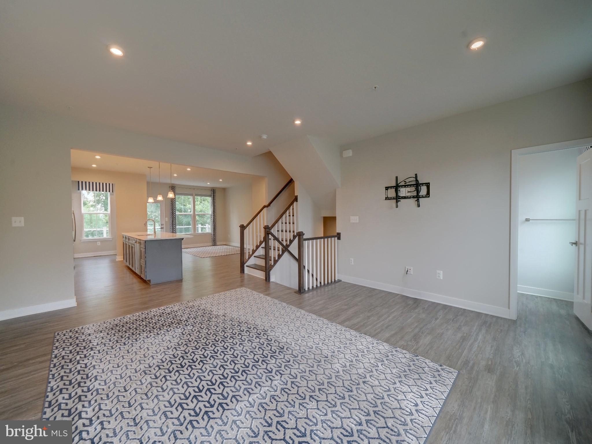 3042 Shaws Road Sparrows Point, MD 21219 - Photo 4 of 76 Gallery Image 4