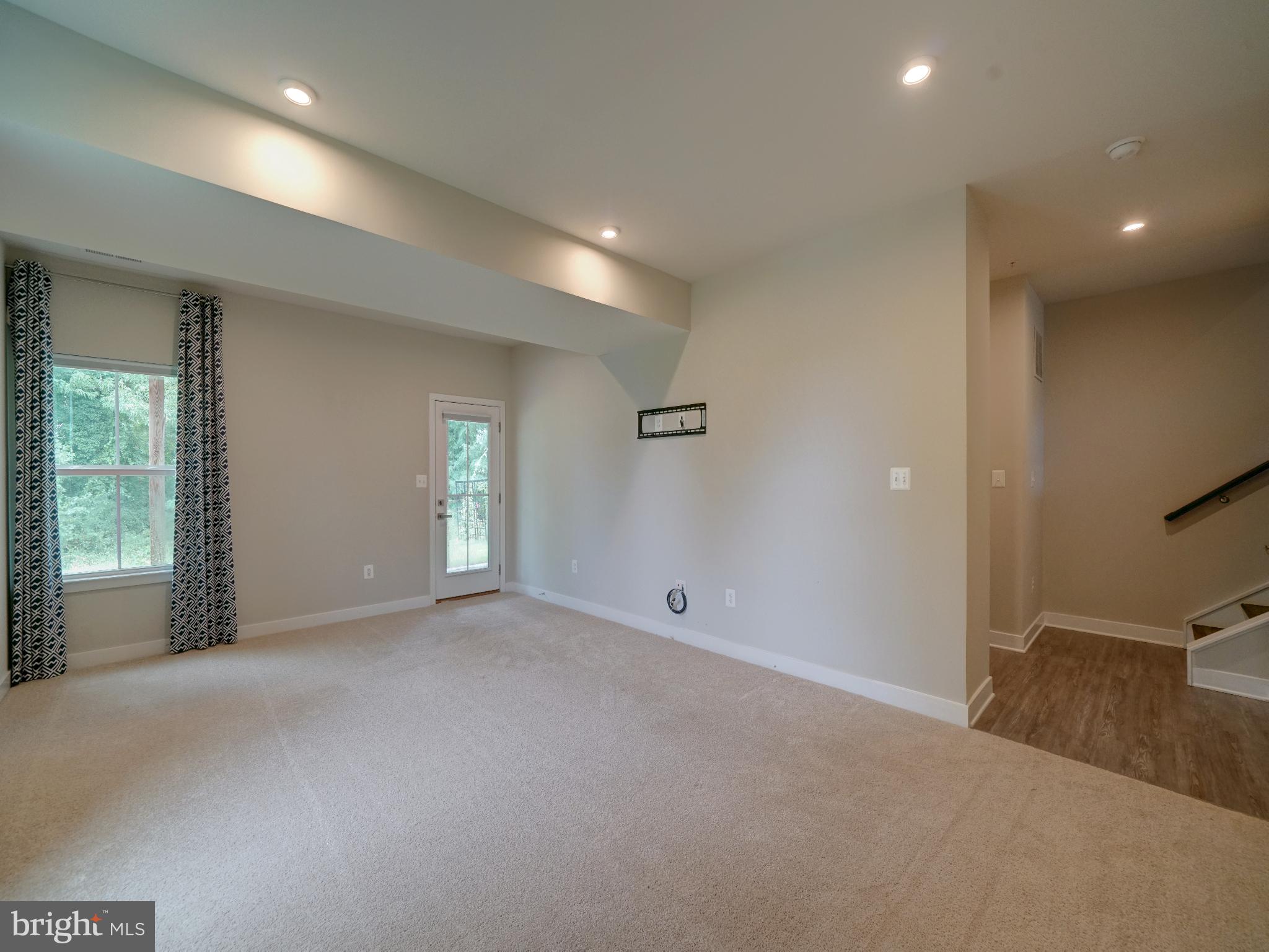 3042 Shaws Road Sparrows Point, MD 21219 - Photo 68 of 76 Gallery Image 68