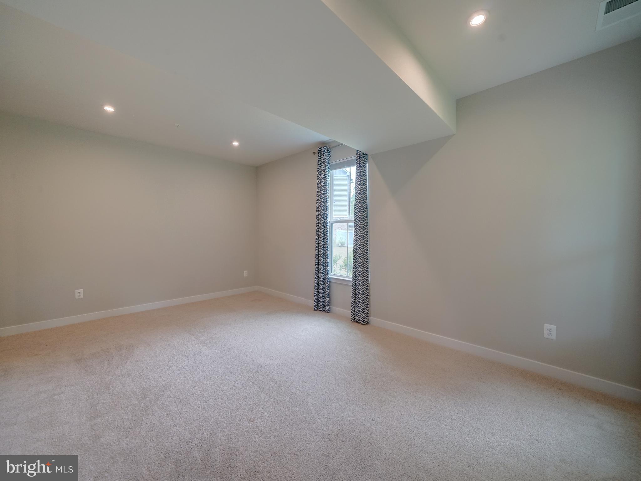 3042 Shaws Road Sparrows Point, MD 21219 - Photo 70 of 76 Gallery Image 70