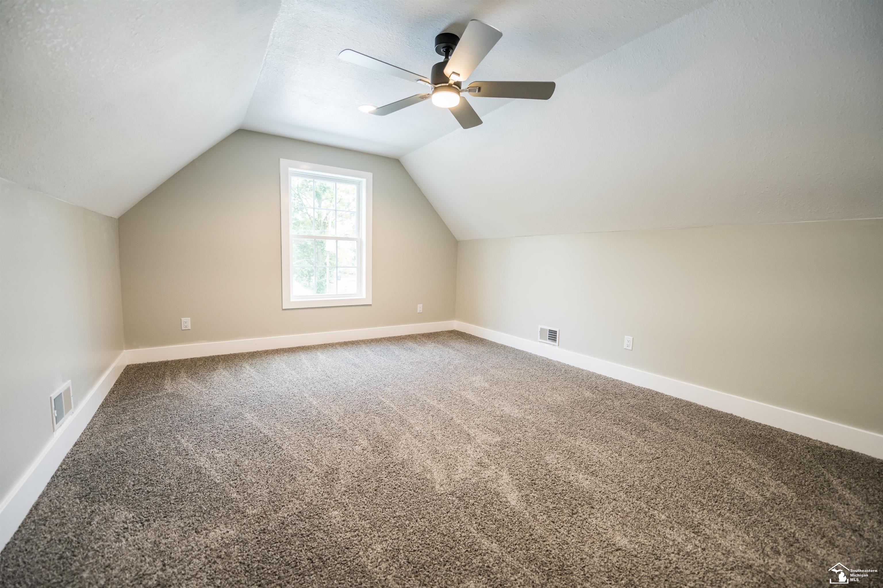 15441 Charles Street Monroe, MI 48161 - Photo 36 of 47 50111473-42.JPG
