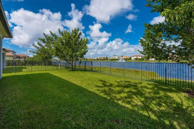 $7,450 | 8948 Grand Prix Lane, Boynton Beach, FL 33472