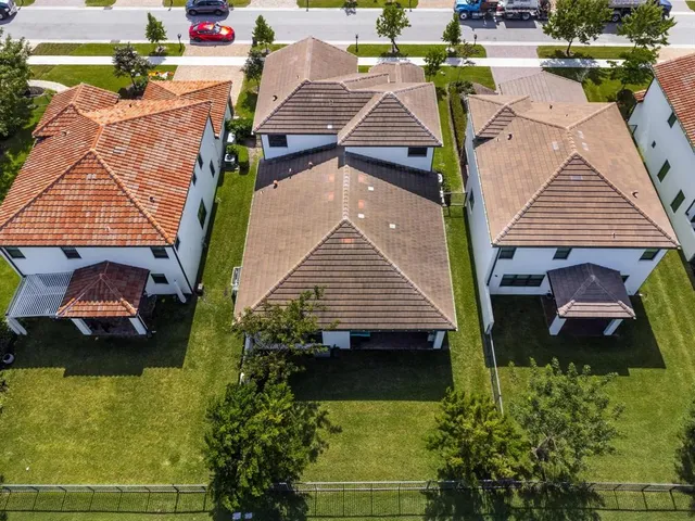 $7,450 | 8948 Grand Prix Lane, Boynton Beach, FL 33472