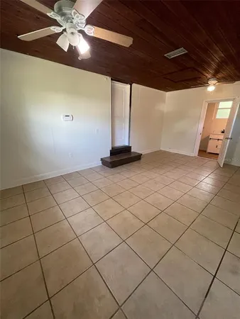 $1,800 | 319 22nd Street Southwest, Winter Haven, FL 33880
