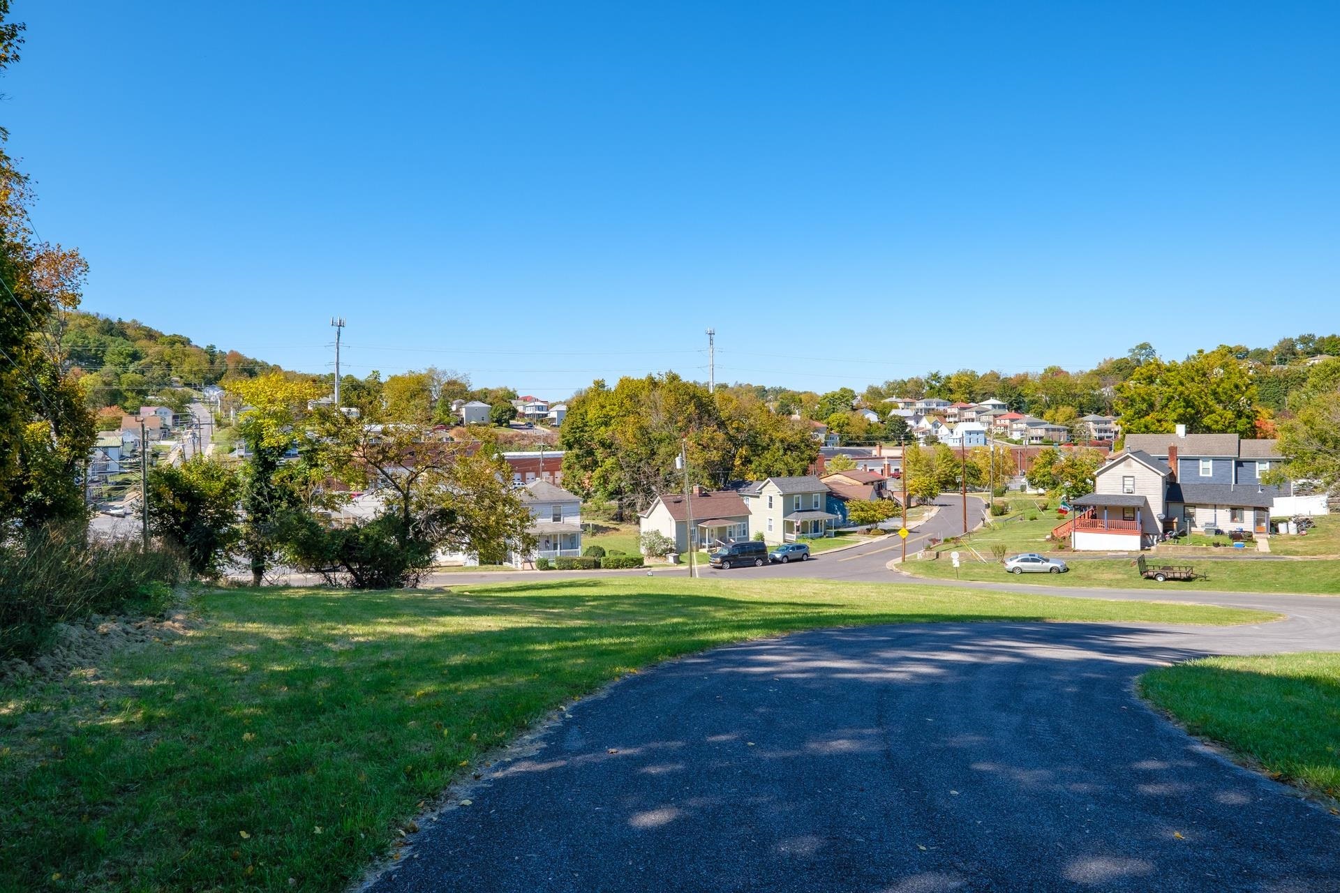 603 Calvert Street Staunton, VA 24401 - Photo 9 of 9 a view of a city
