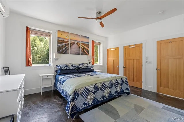 $800,000 | 43 White Anchor Cove, Jordan, NY 13080