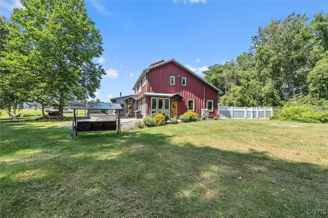 $800,000 | 43 White Anchor Cove, Jordan, NY 13080
