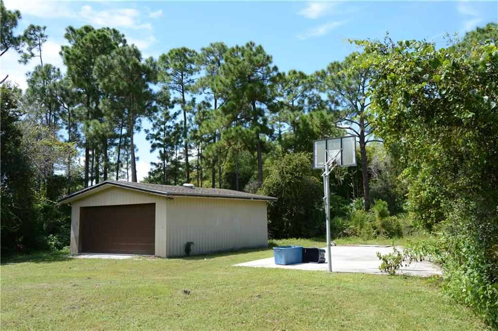 1855 Southwest Ranch Trail Stuart, FL 34997 - Photo 8 of 35 Gallery Image 8