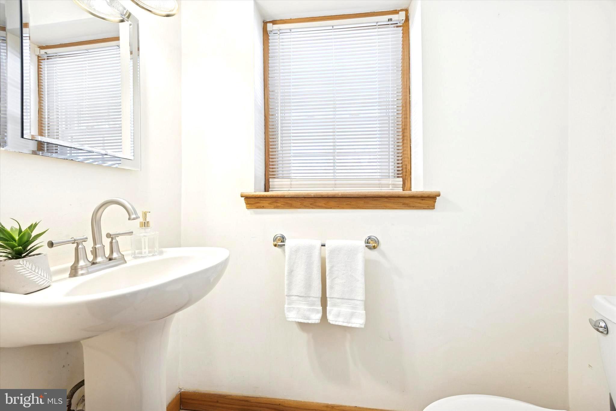 103 Avonbrook Lane Wallingford, PA 19086 - Photo 11 of 21