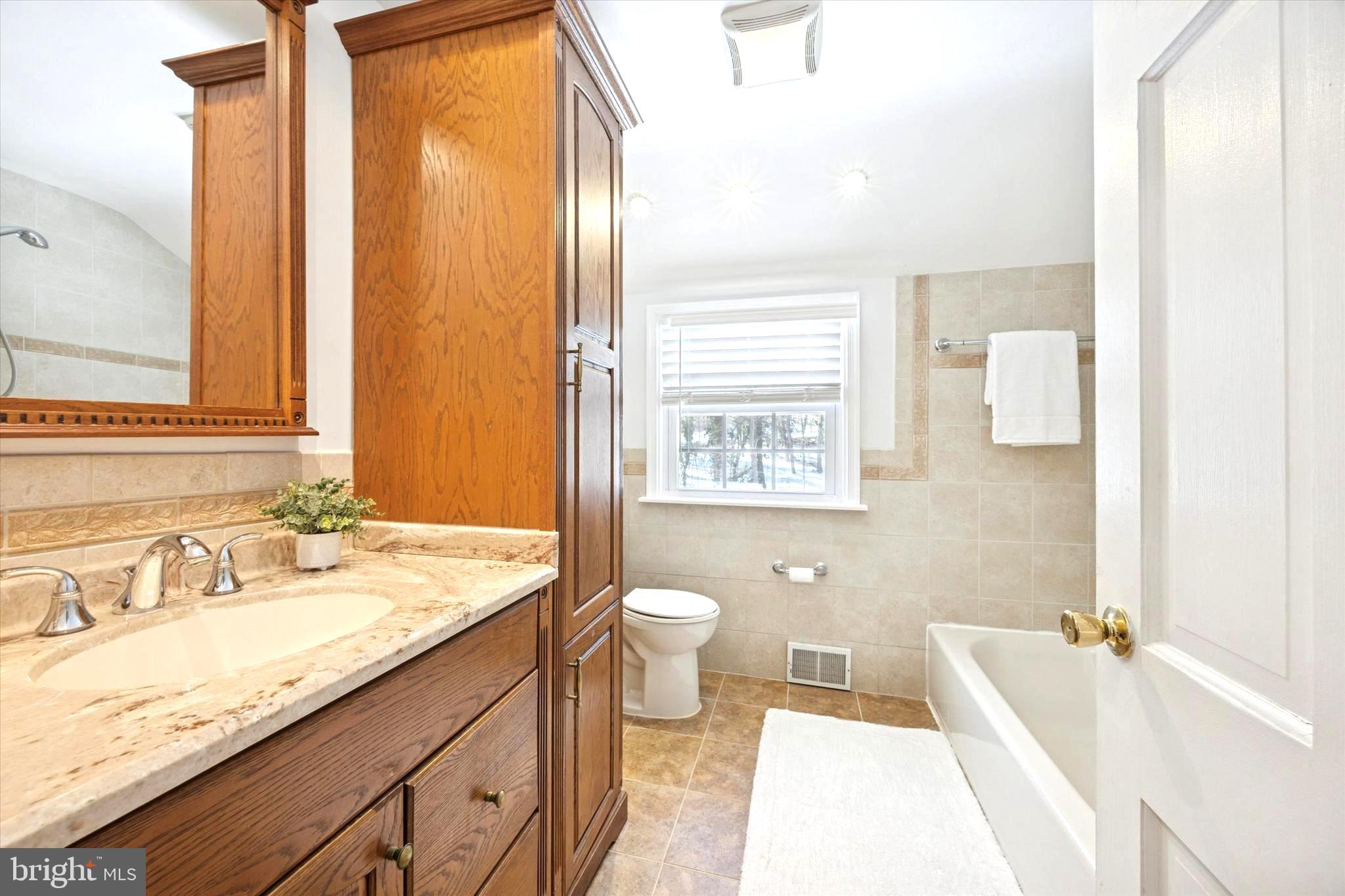 103 Avonbrook Lane Wallingford, PA 19086 - Photo 19 of 21