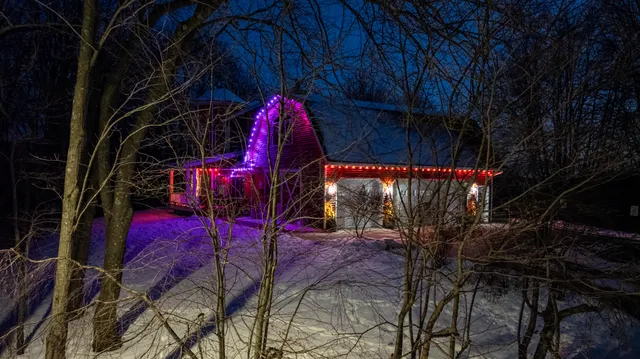 $975,000 | W10753 Hannon Road, Black River Falls, WI 54615