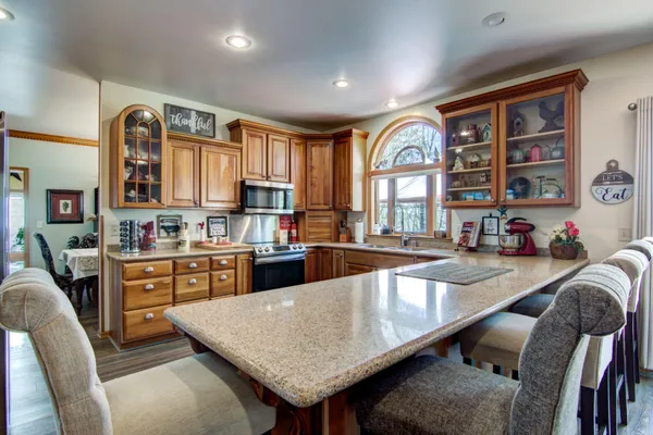 $960,000 | W10753 Hannon Road, Black River Falls, WI 54615