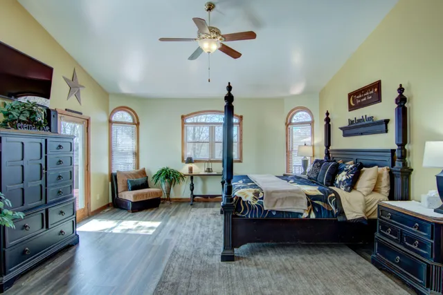 $975,000 | W10753 Hannon Road, Black River Falls, WI 54615