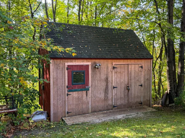 $960,000 | W10753 Hannon Road, Black River Falls, WI 54615