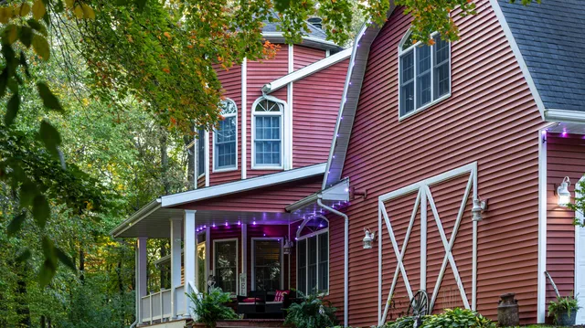 $975,000 | W10753 Hannon Road, Black River Falls, WI 54615