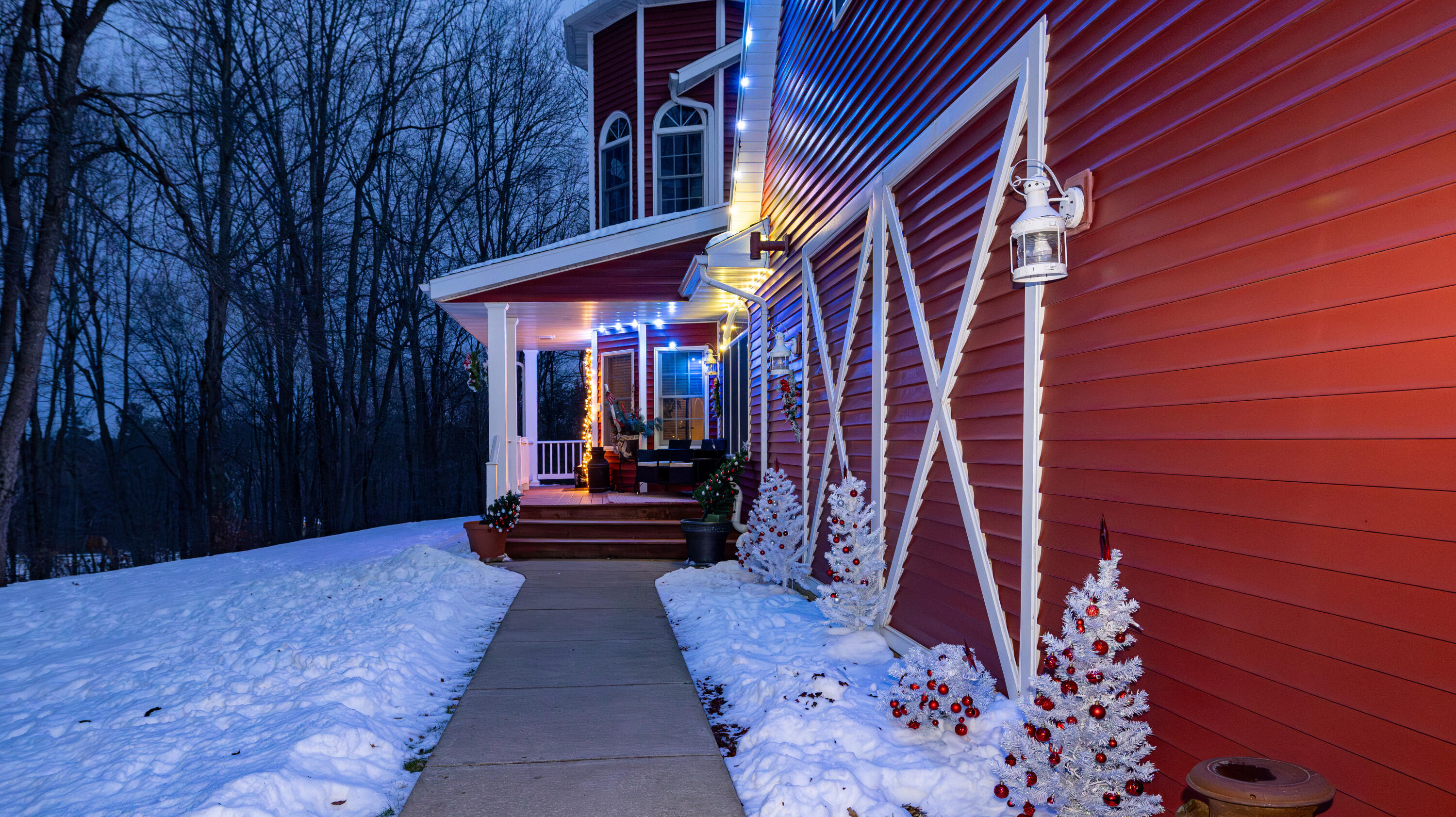 W10753 Hannon Road Black River Falls, WI 54615 - Photo 5 of 103 Exterior front angle