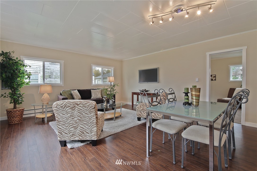 6602 Cady Road Everett, WA 98203 - Photo 3 of 22