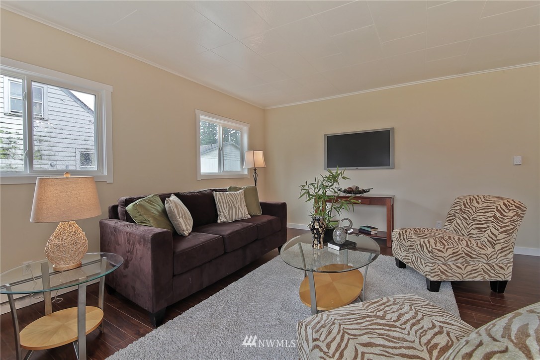 6602 Cady Road Everett, WA 98203 - Photo 6 of 22