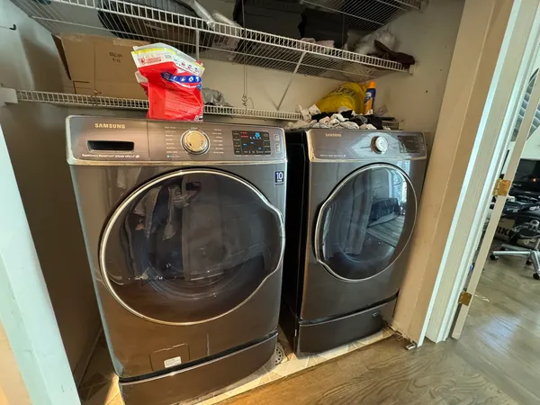 a view of a pathway with a yard