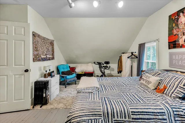 $284,000 | 375 Swan Lake Avenue, Monroe, ME 04951