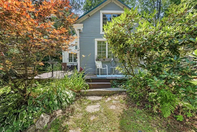 $284,000 | 375 Swan Lake Avenue, Monroe, ME 04951