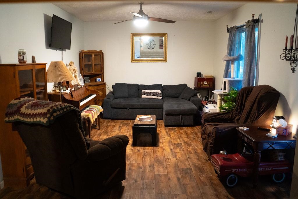 2064 Martin Street Loris, SC 29569 - Photo 5 of 17