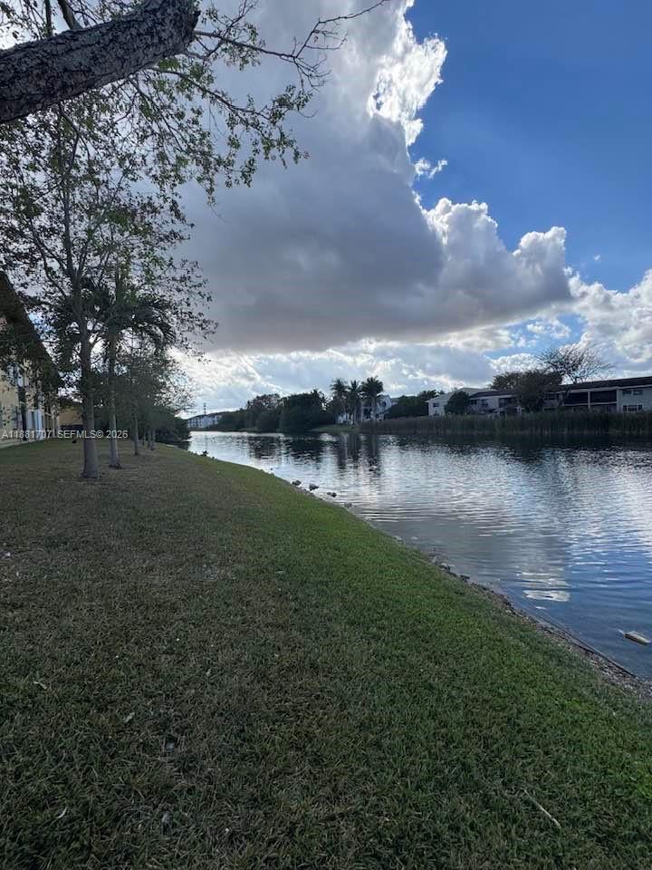 15480 Southwest 82nd Lane, Unit 228 Miami, FL 33193 - Photo 2 of 17 Neighborhood Lake View