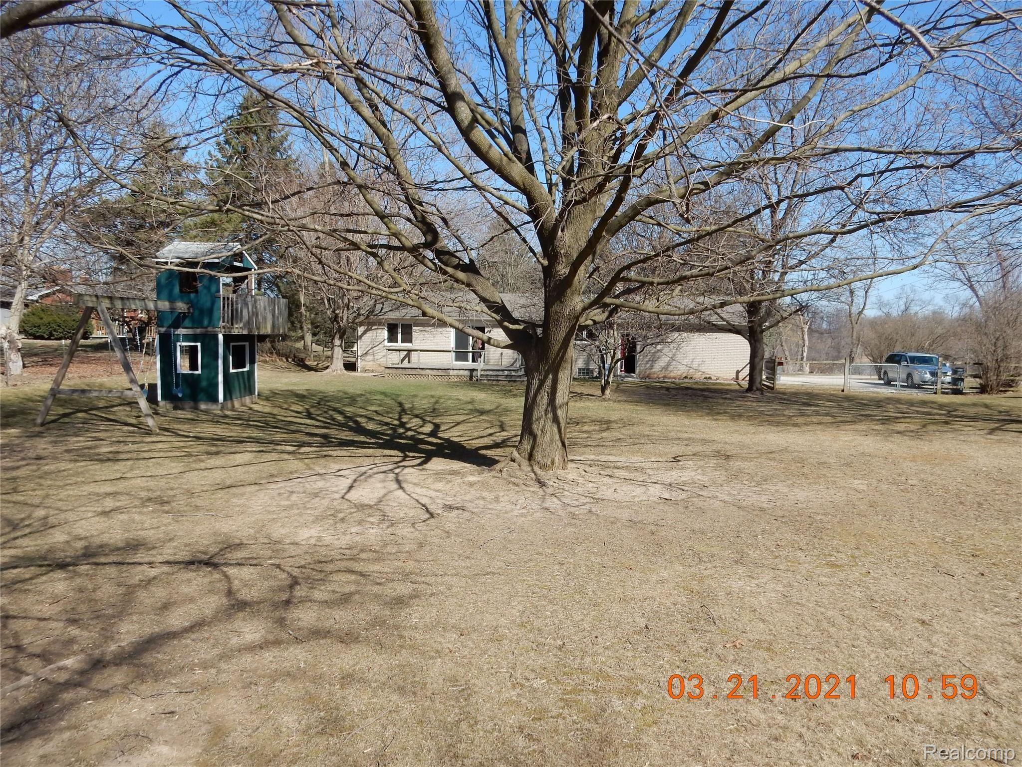 3789 West Schafer Road Pinckney, MI 48169 - Photo 9 of 47 DSCN2981.JPG