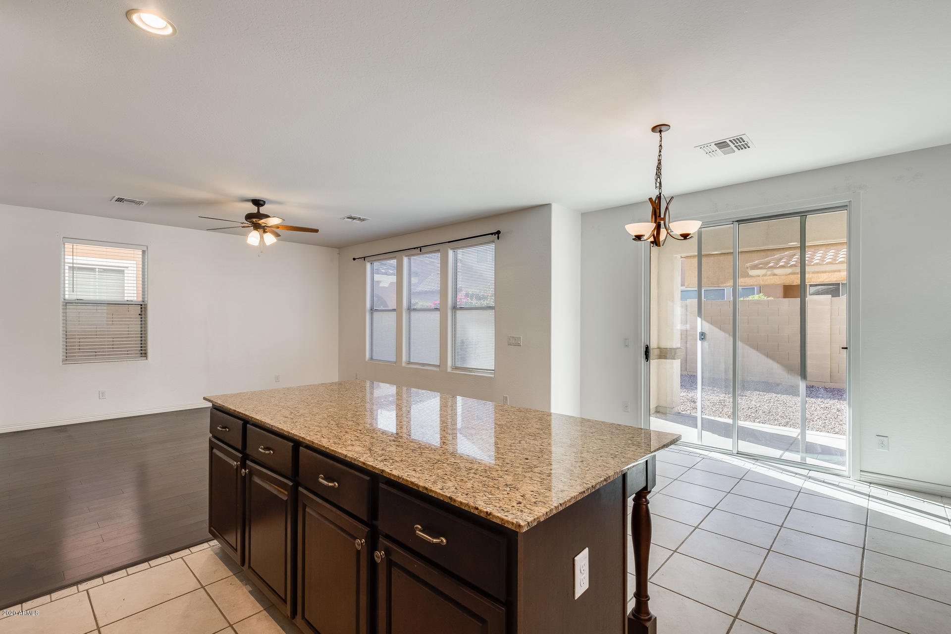9130 South Roberts Road Tempe, AZ 85284 - Photo 19 of 42 Gallery Image 19