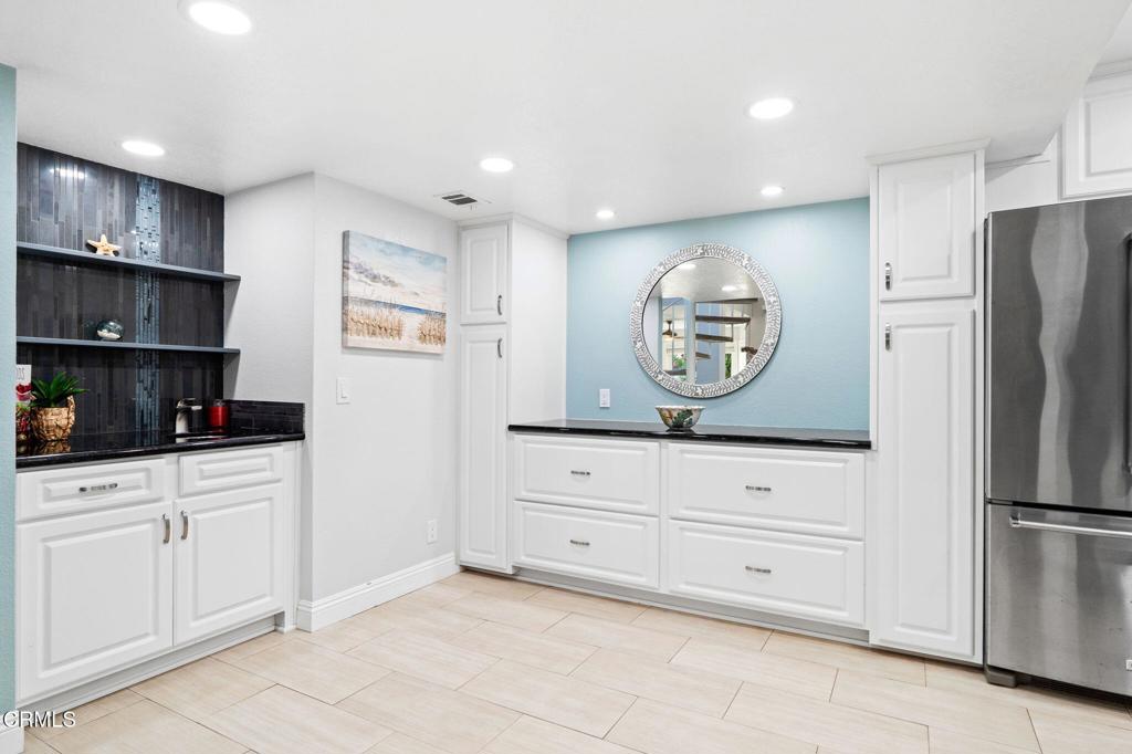 2151 Martinique Lane Oxnard, CA 93035 - Photo 20 of 53 2151_Martinique-18