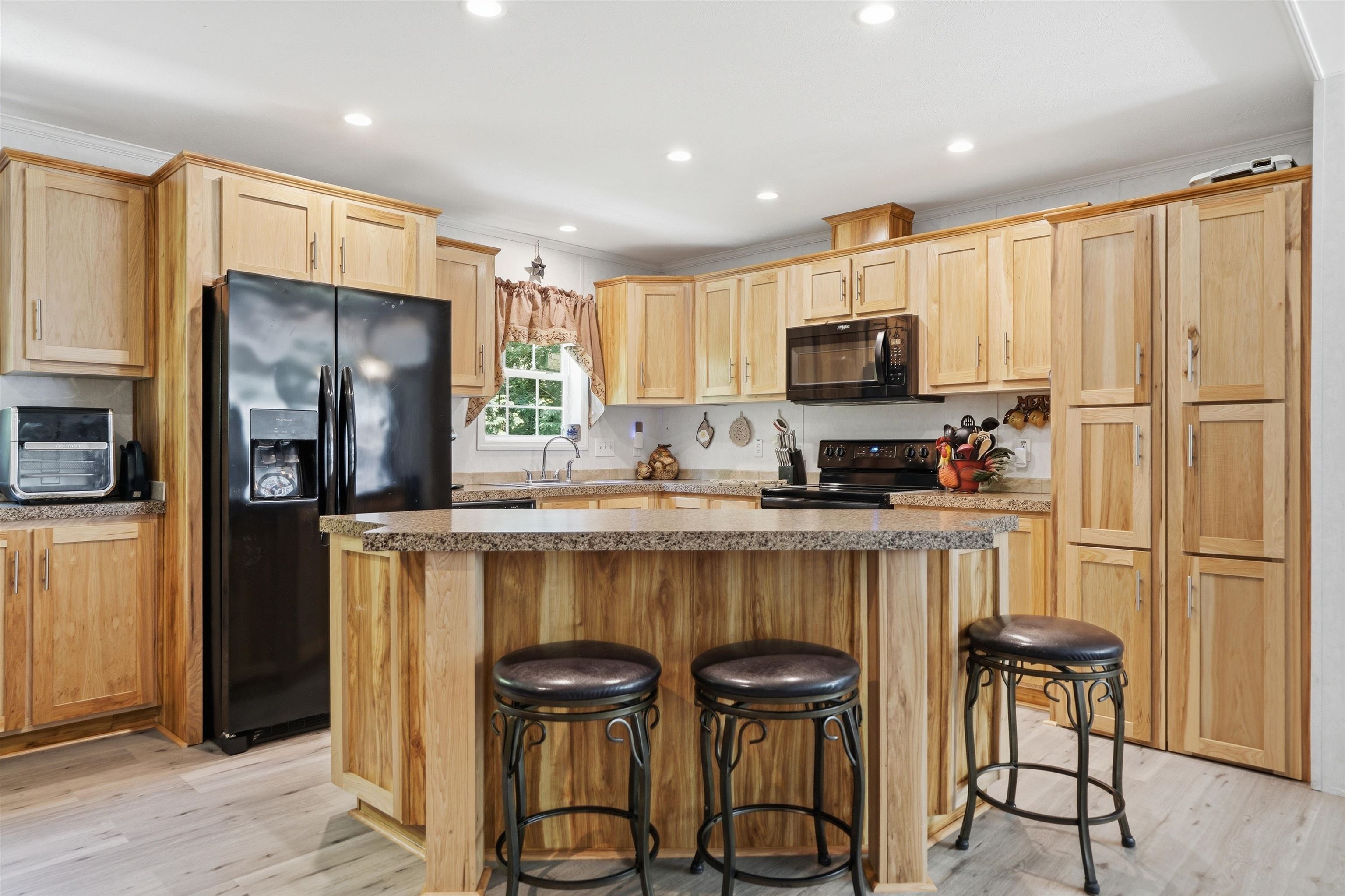 243 Buckley Road Weare, NH 03281 - Photo 8 of 55