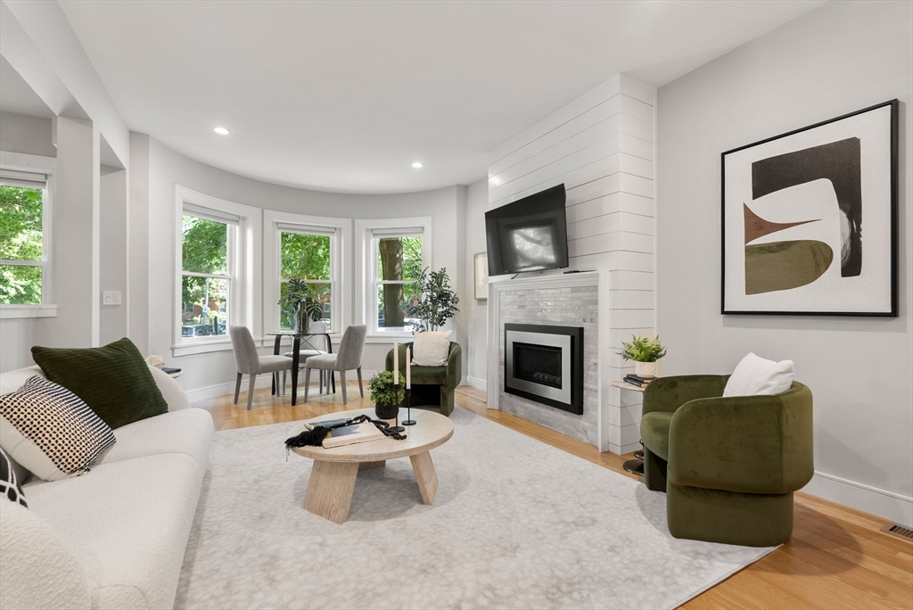 1896 Beacon Street, Unit 1 Brookline, MA 02445 - Photo 6 of 19