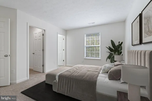 $2,999 | 7022 Dasher Farm Court, Columbia, MD 21045