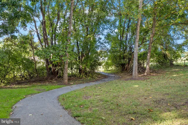 $2,999 | 7022 Dasher Farm Court, Columbia, MD 21045