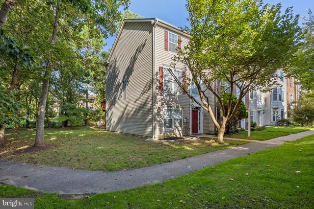 $2,999 | 7022 Dasher Farm Court, Columbia, MD 21045