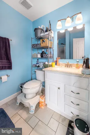 $394,999 | 202 Leeds Court East, Warrenton, VA 20186