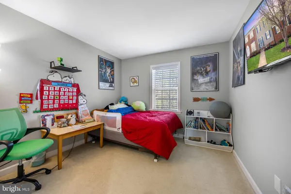$394,999 | 202 Leeds Court East, Warrenton, VA 20186