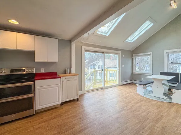 $479,999 | 37 North Street, Medway, MA 02053
