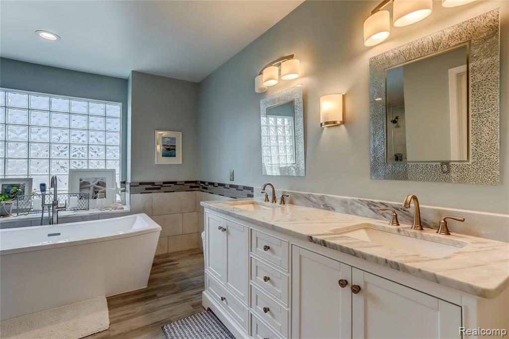 1781 South Shore Drive Rochester Hills, MI 48307 - Photo 22 of 40