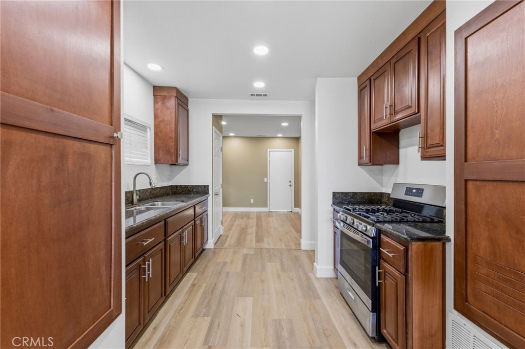 57 South 3rd Street Banning, CA 92220 - Photo 5 of 50 Kitchen