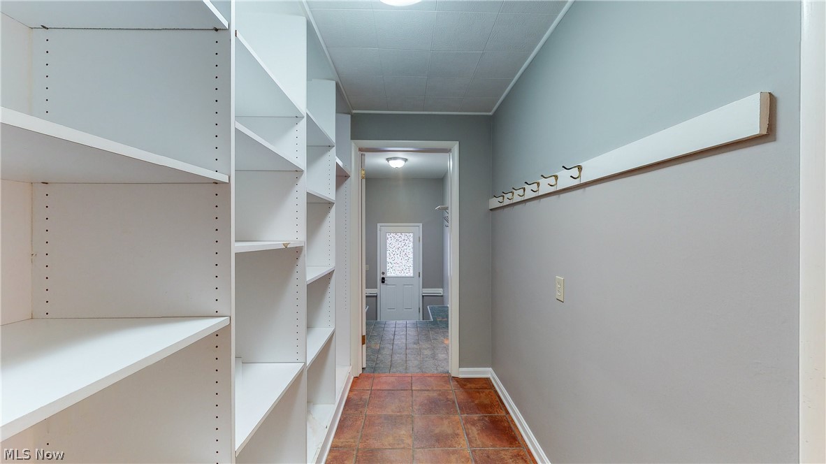 29550 Bolingbrook Road Pepper Pike, OH 44124 - Photo 9 of 24 First floor open pantry