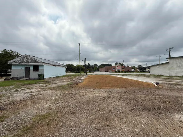 $50,000 | 211 East Main Street, Kingstree, SC 29556