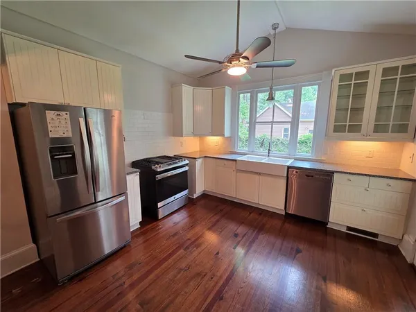 $2,595 | 1055 Longley Avenue Northwest, Atlanta, GA 30318