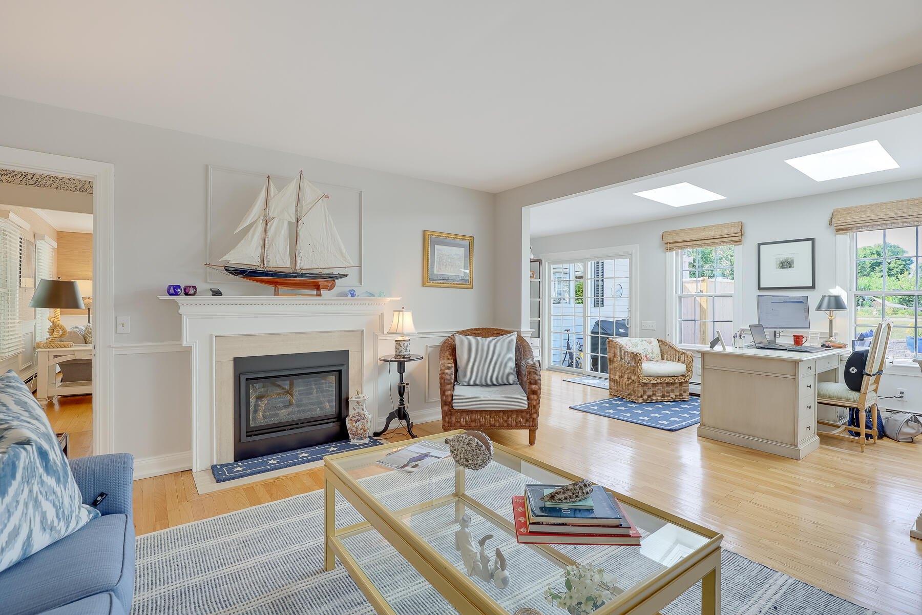 86 Queen Anne Road Chatham, MA 02633 - Photo 11 of 40 Family Room