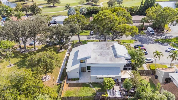 $3,100 | 617 Northwest 132nd Terrace, Unit 617, Plantation, FL 33325