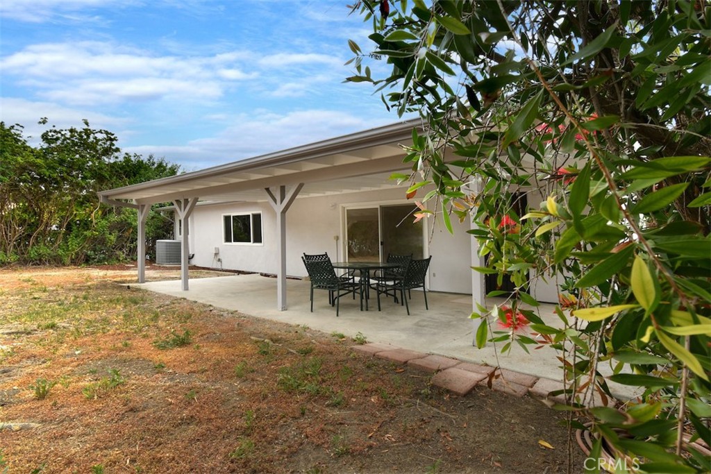 7006 Helmsdale Road West Hills, CA 91307 - Photo 39 of 41
