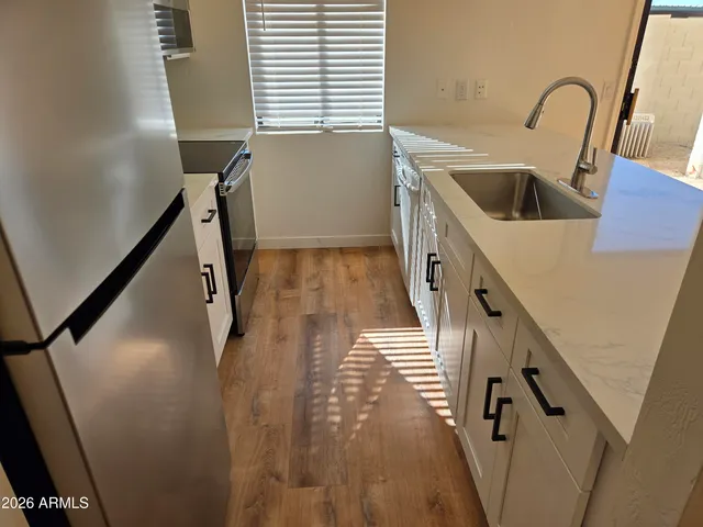 $1,895 | 2609 West Canyon Crest Circle, Phoenix, AZ 85023