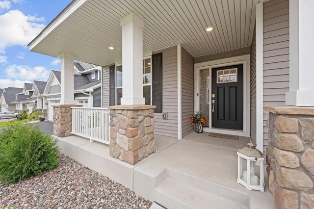 $850,000 | 6644 Coach House Lane, Corcoran, MN 55340