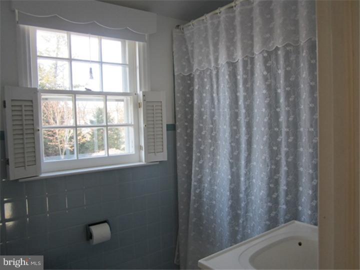340 Prospect Road Springfield, PA 19064 - Photo 16 of 20