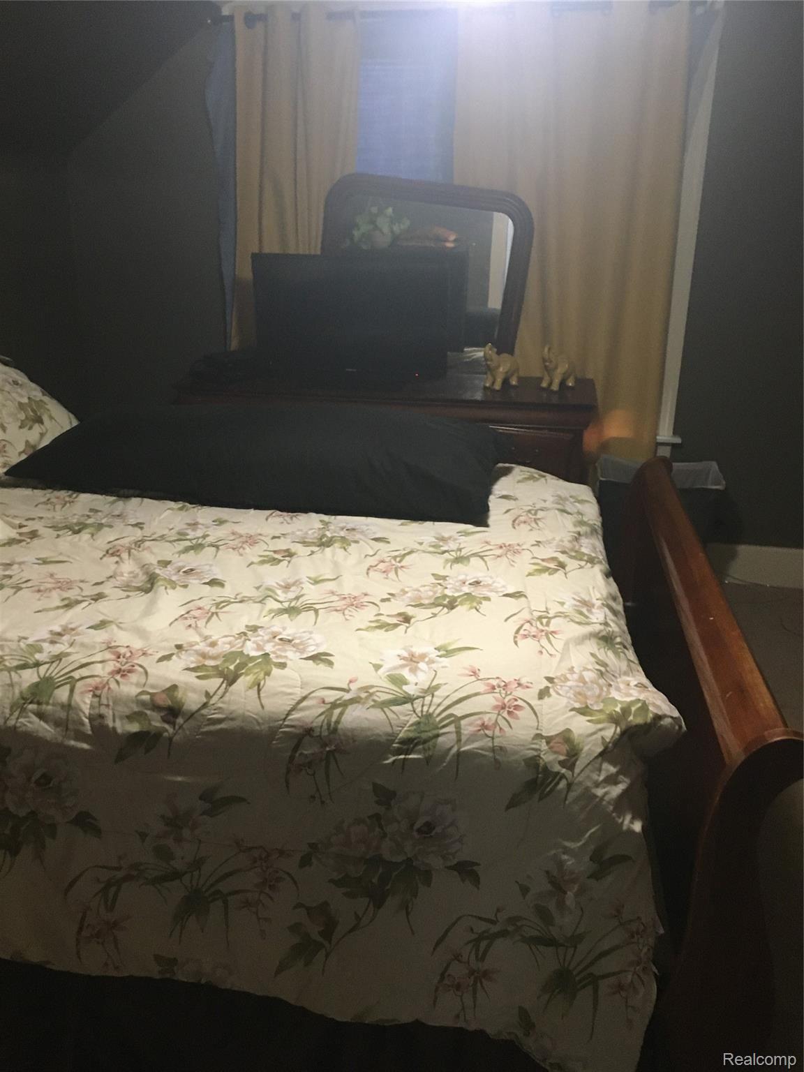 14821 Rutherford Street Detroit, MI 48227 - Photo 12 of 21 Bedroom 2.jpg
